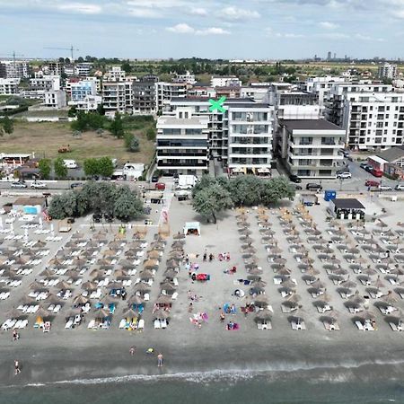Apartamente Azra Năvodari Exteriör bild